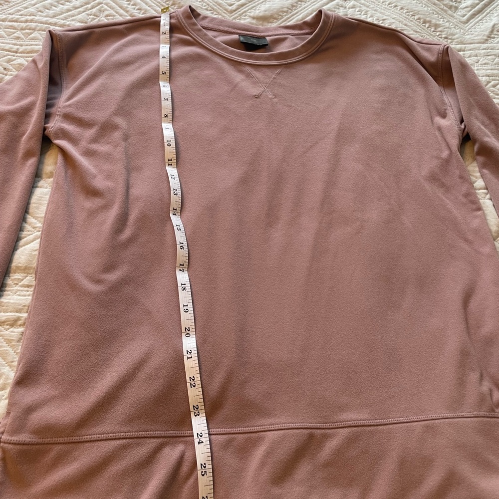 Calvin Klein Black and Pink Activewear - Picture 12 of 12